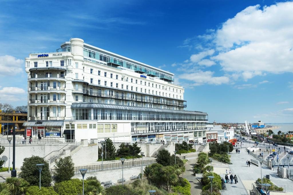 Picture of Park Inn Palace hotel in Southend